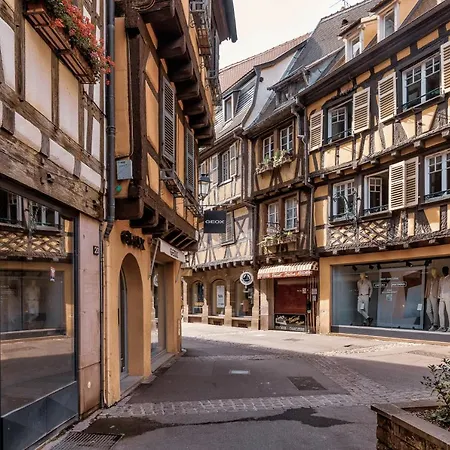 Historic Center - Location - Thoughtful Host